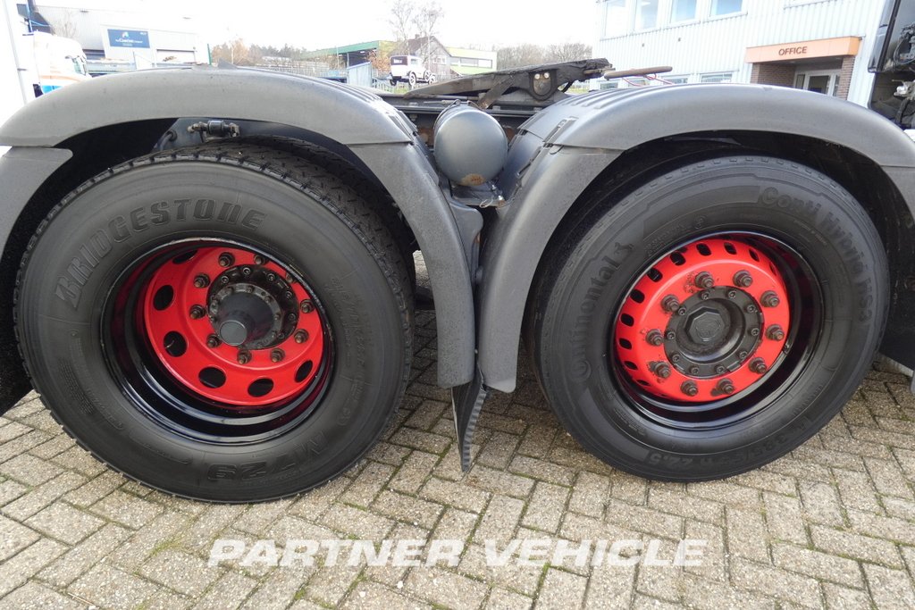 frontLeft : Scania G410 Тягач