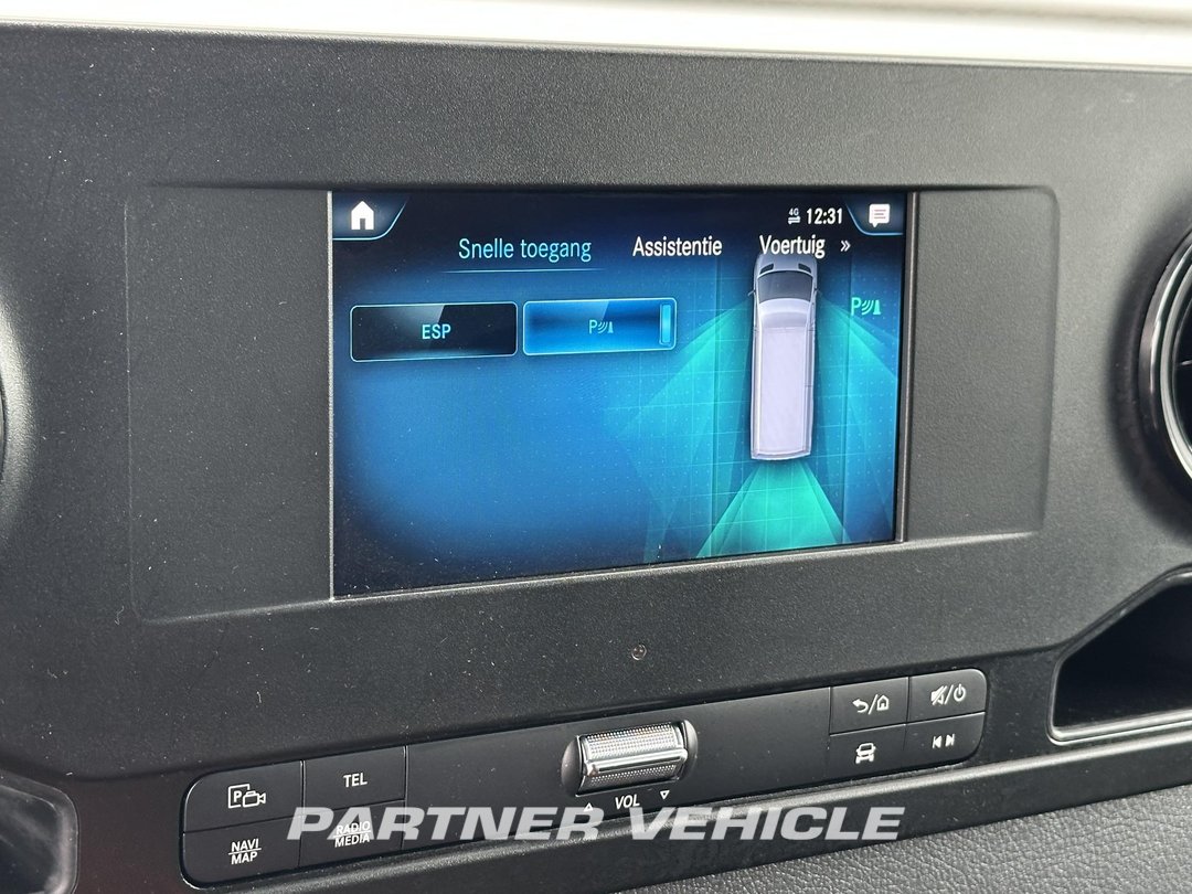frontLeft : Mercedes Sprinter 317 CDI Gesloten bestelwagen