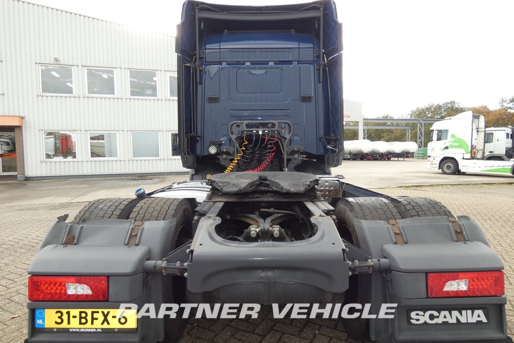 frontLeft : Scania G320 Trekkvogn