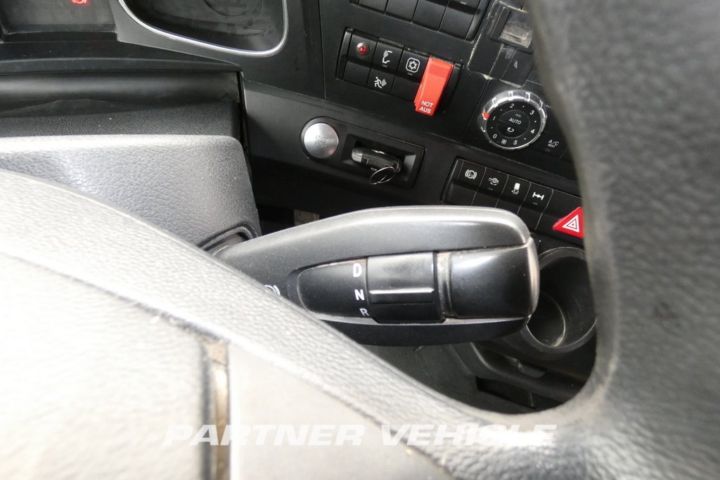 frontLeft : Mercedes Actros 1851 Tractor