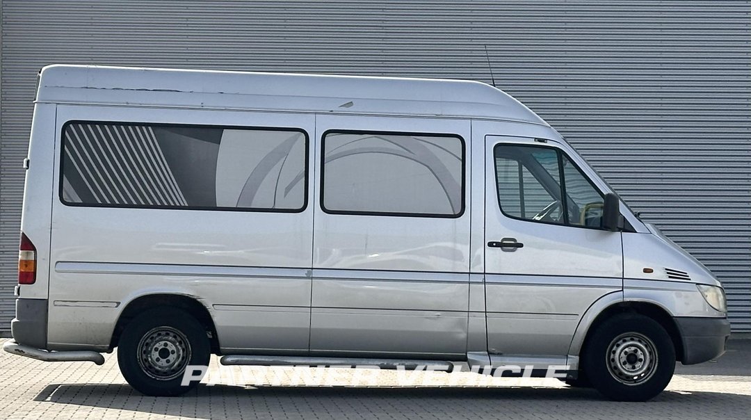 frontLeft : Mercedes Sprinter 308  CDI Transport wózków inwalidzkich