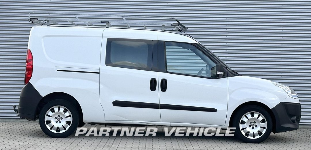 frontLeft : Fiat 1.4 T-jet CNG/Benzine Kastenwagen