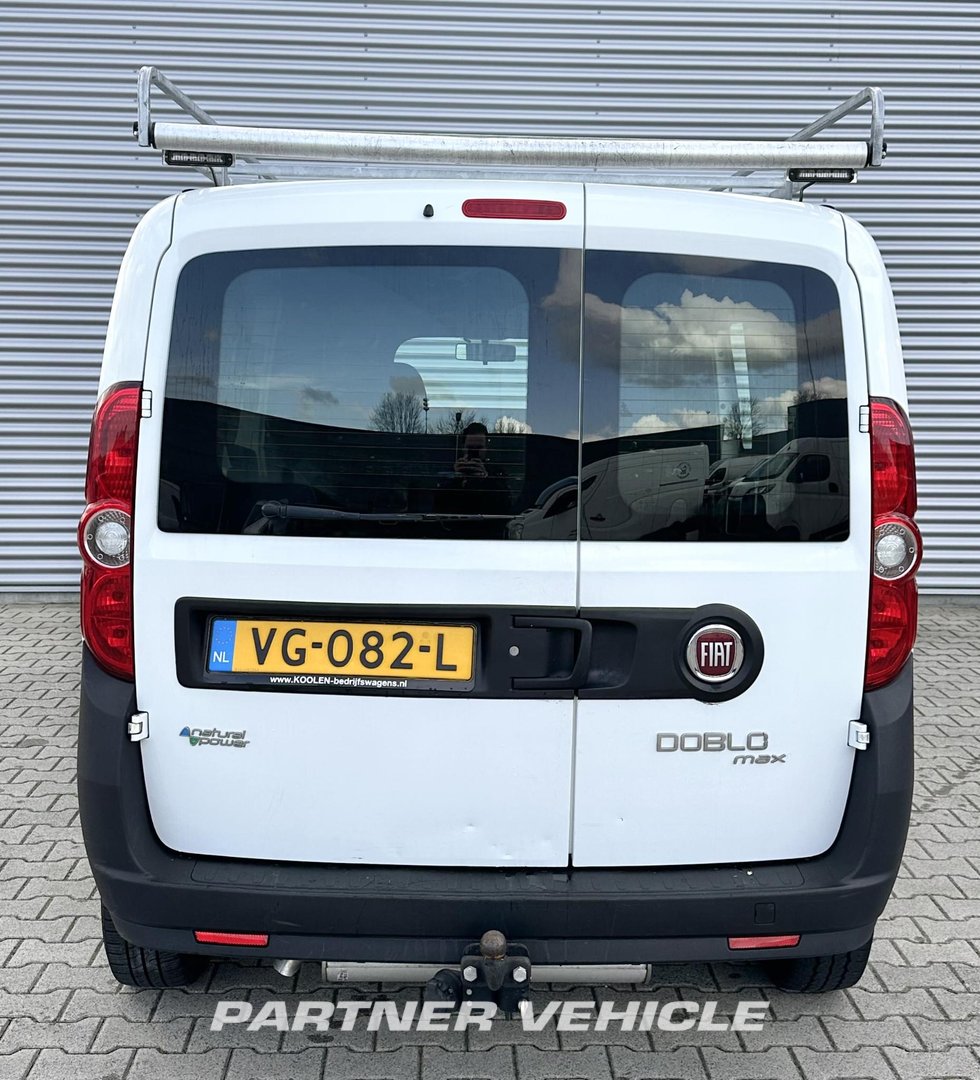 frontLeft : Fiat 1.4 T-jet CNG/Benzine Kastenwagen