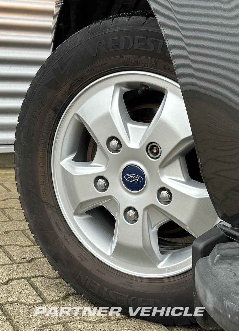 frontLeft : Ford Transit Custom  130PK Fourgon utilitaire