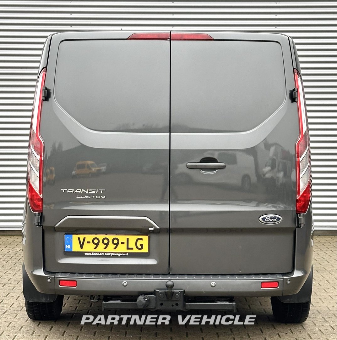 frontLeft : Ford Transit Custom  130PK Fourgon utilitaire