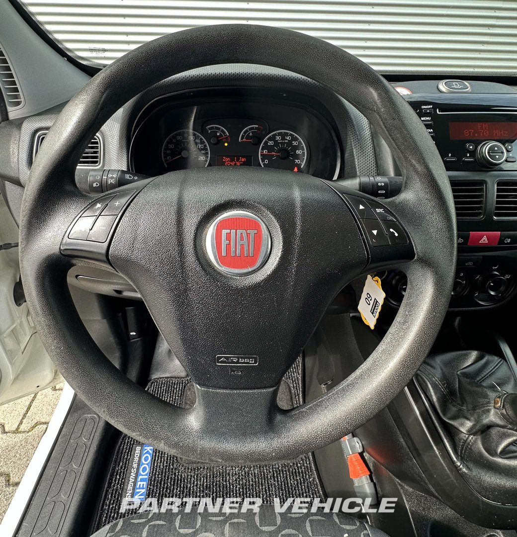 frontLeft : Fiat Doblo 1.3 MJ MARGE Furgão