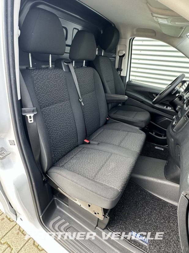 frontLeft : Mercedes Vito 114 Kastenwagen