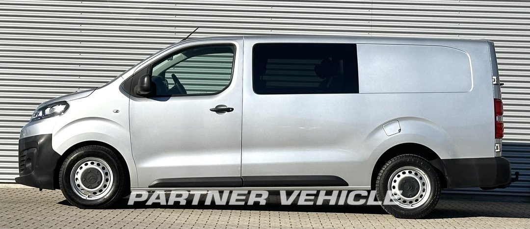 frontLeft : Citroën Dubbele cabine MARGE Minibussar skåpbilar