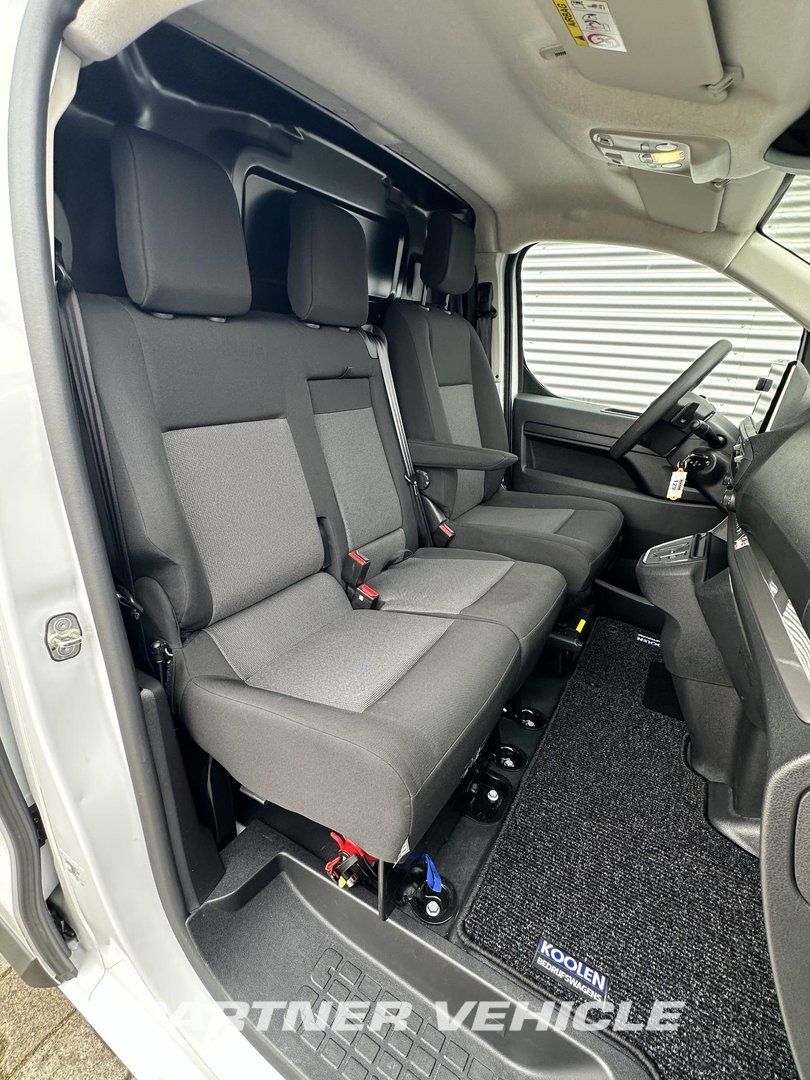 frontLeft : Peugeot Expert 140PK Minibussar skåpbilar