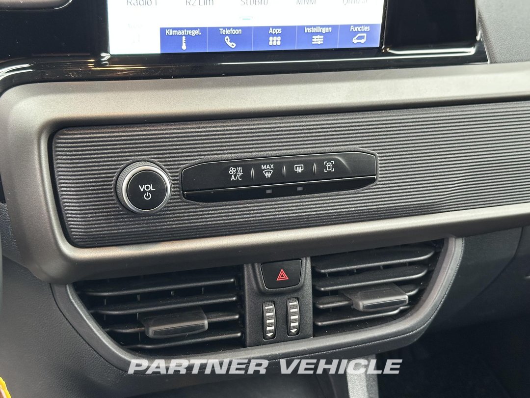 frontLeft : Ford Transit  Connect 100PK Furgone chiuso