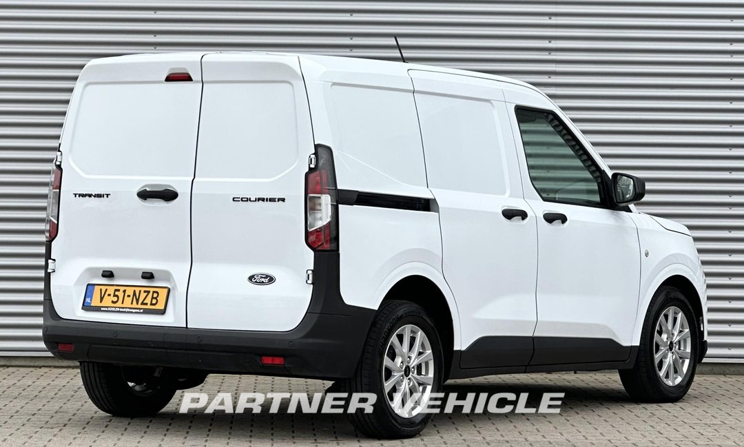frontLeft : Ford Transit  Connect 100PK Furgone chiuso