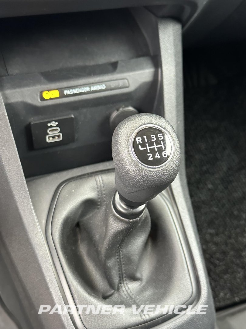 frontLeft : Ford Transit  Connect 100PK Furgone chiuso