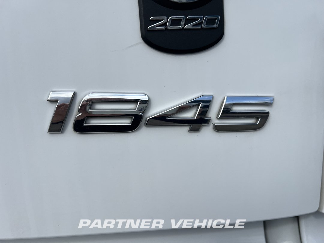 frontLeft : Mercedes Actros 1845 Cap tractor