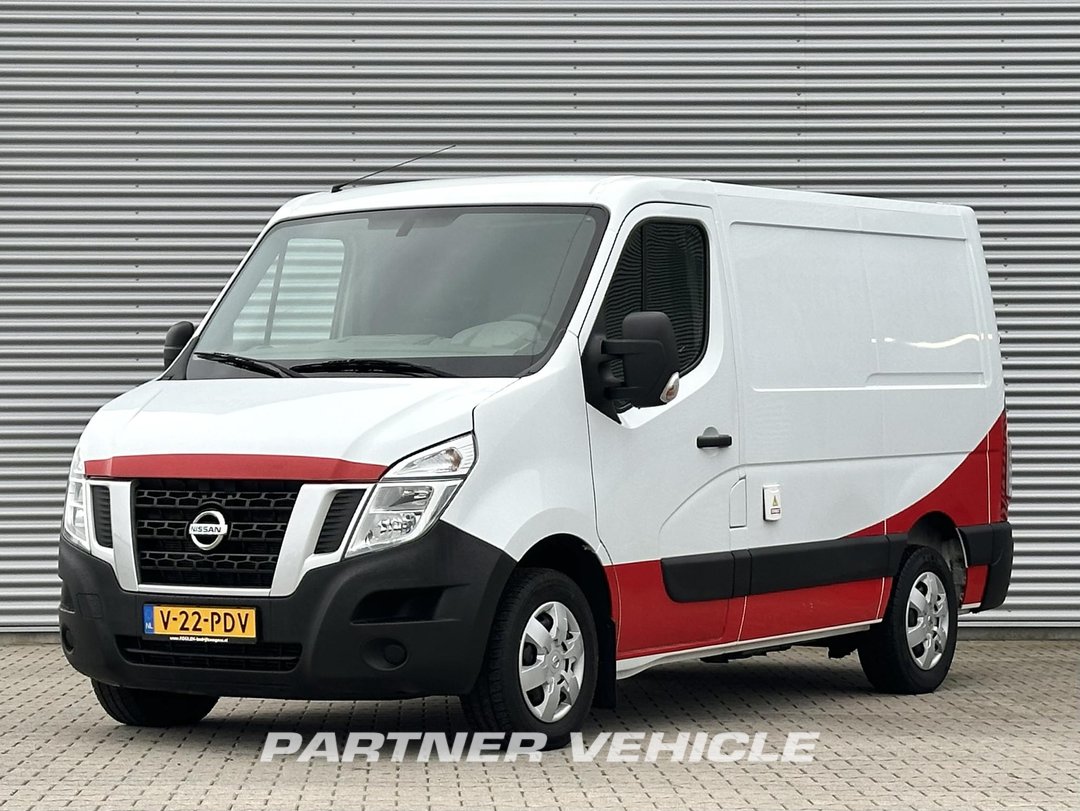 frontLeft : Nissan NV400 130PK Sluten kylbil