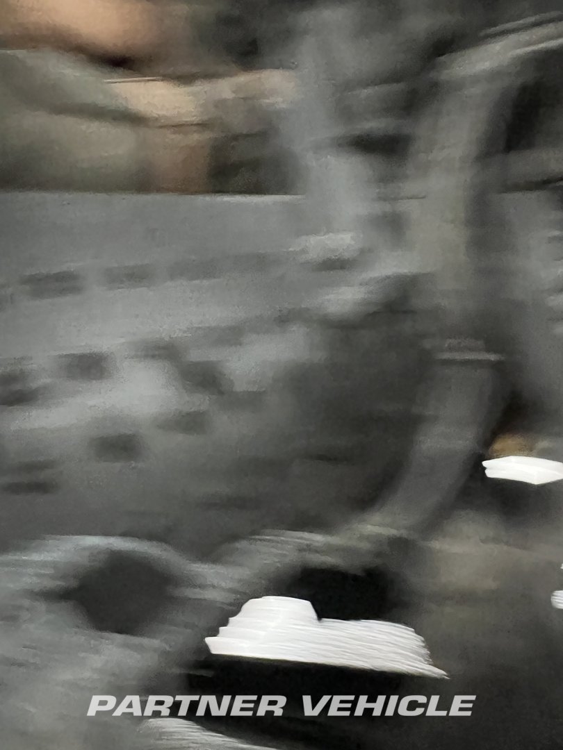 frontLeft : Mercedes Actros 1848 Tractor