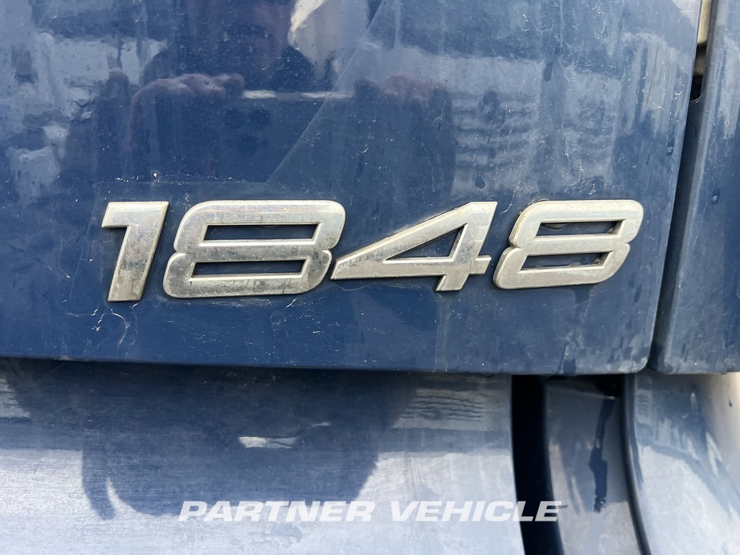 frontLeft : Mercedes Actros 1848 Влекач
