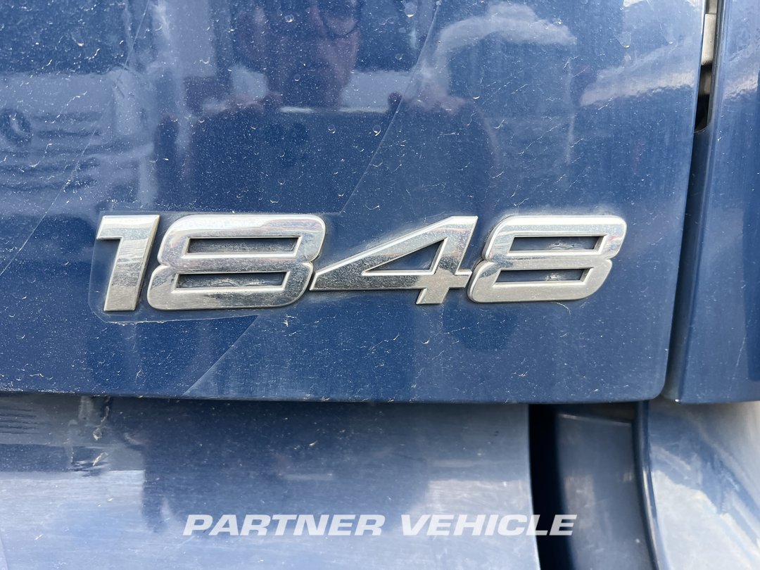 frontLeft : Mercedes Actros 1848 Tractor