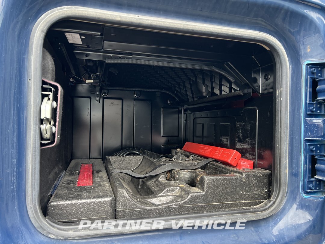 frontLeft : Mercedes Actros 1848 Cap tractor