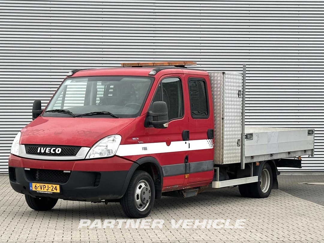 frontLeft : Iveco Daily 35C14 Öppen