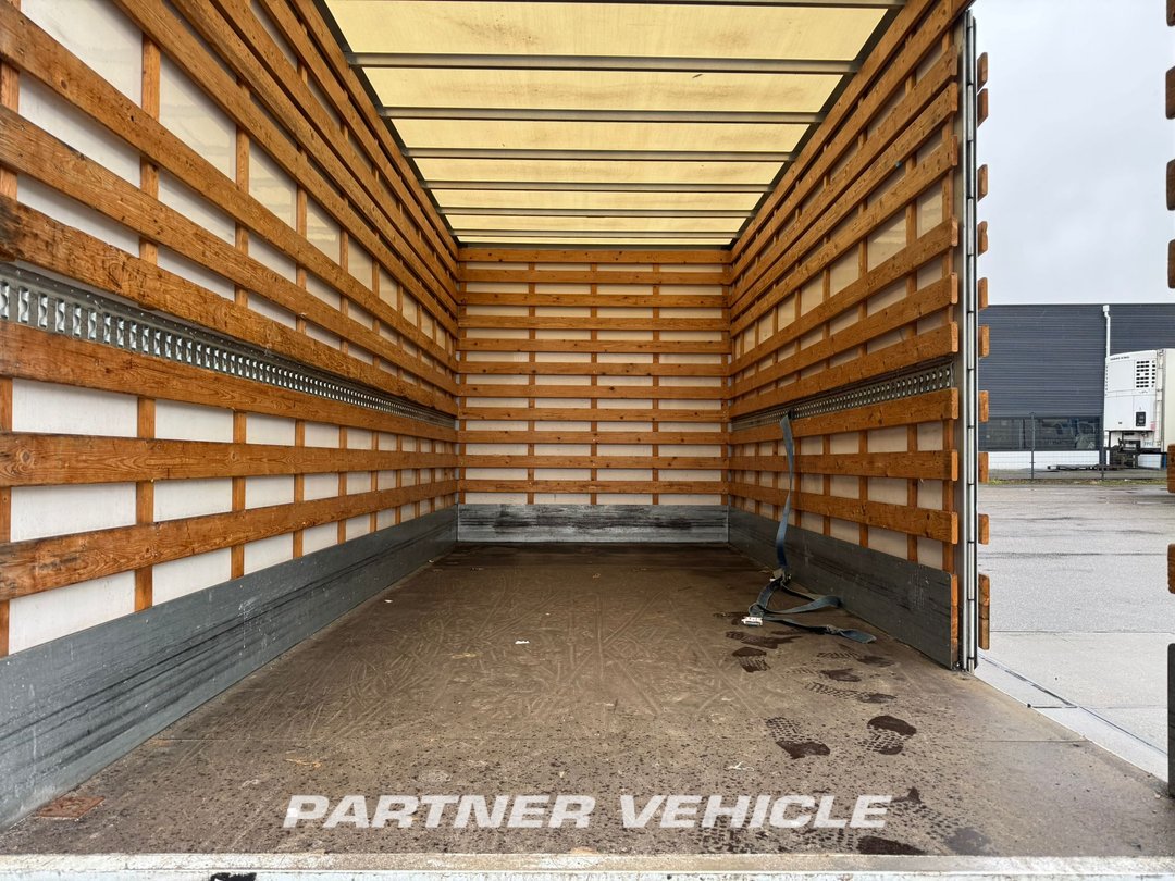 frontLeft : Iveco Daily 35S17 BE Kombinacija
