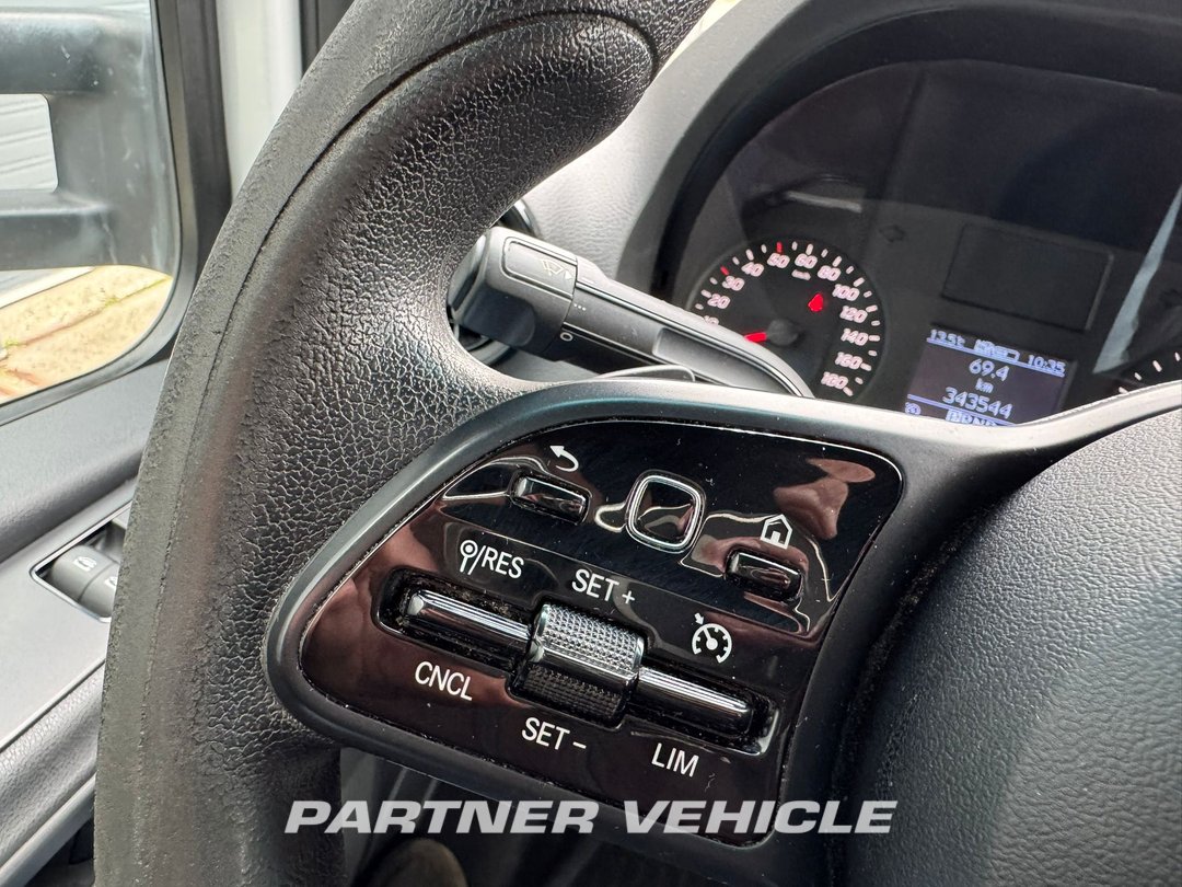 frontLeft : Mercedes Sprinter 514 CDI Carrosseries