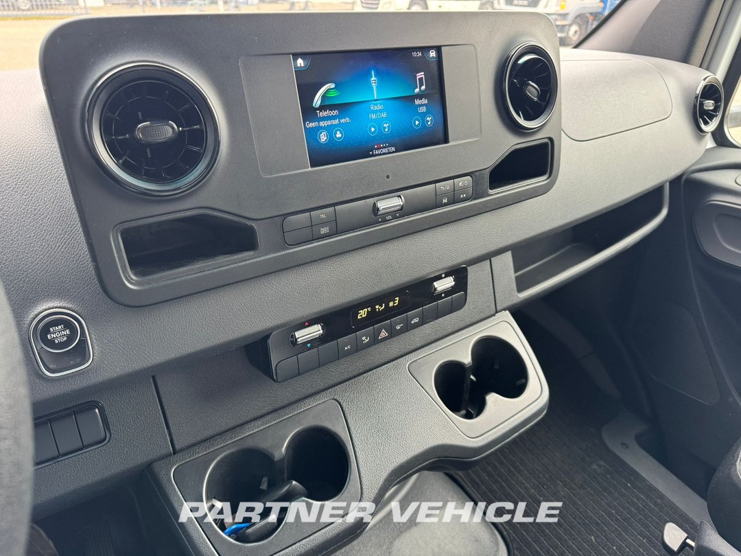 frontLeft : Mercedes Sprinter 514 CDI Carrosseries