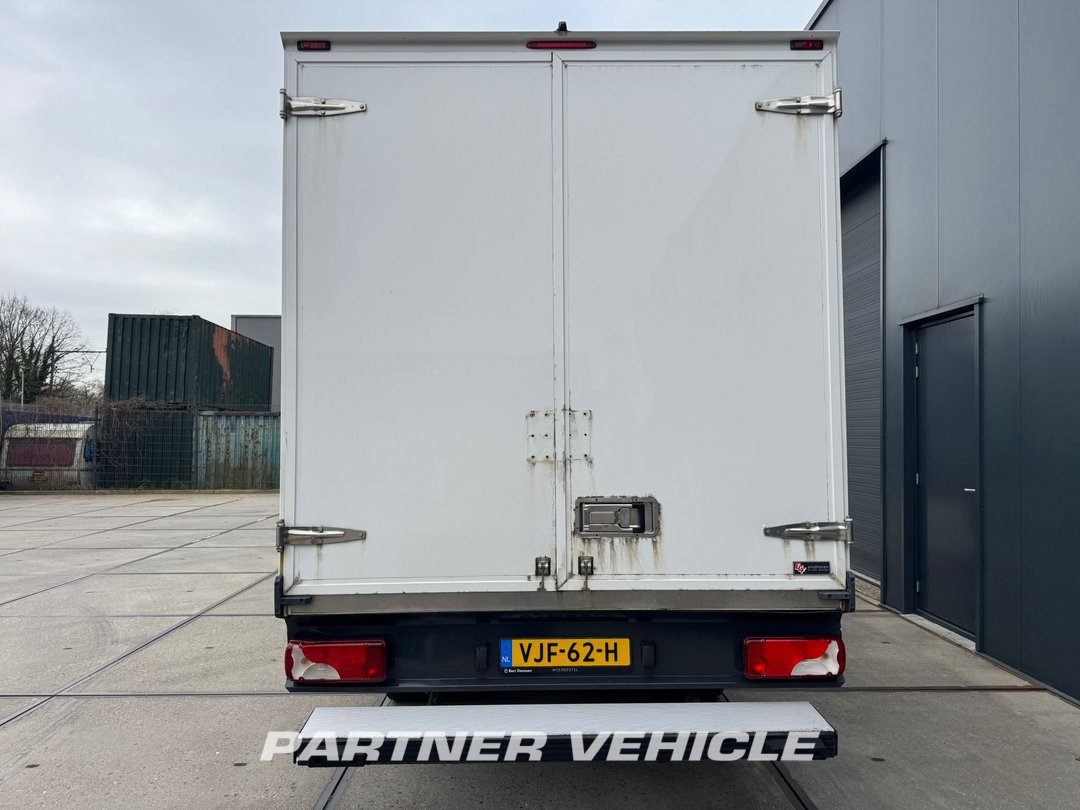 frontLeft : Mercedes Sprinter 514 CDI Carrosseries