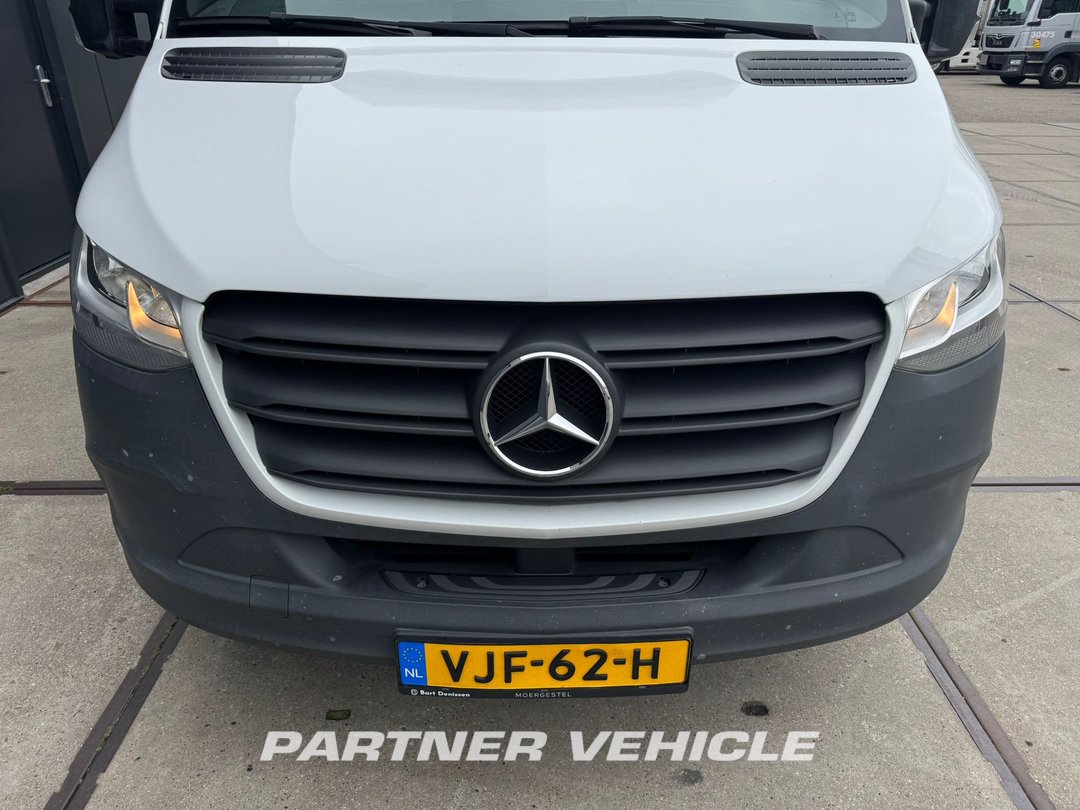 frontLeft : Mercedes Sprinter 514 CDI Carrosseries