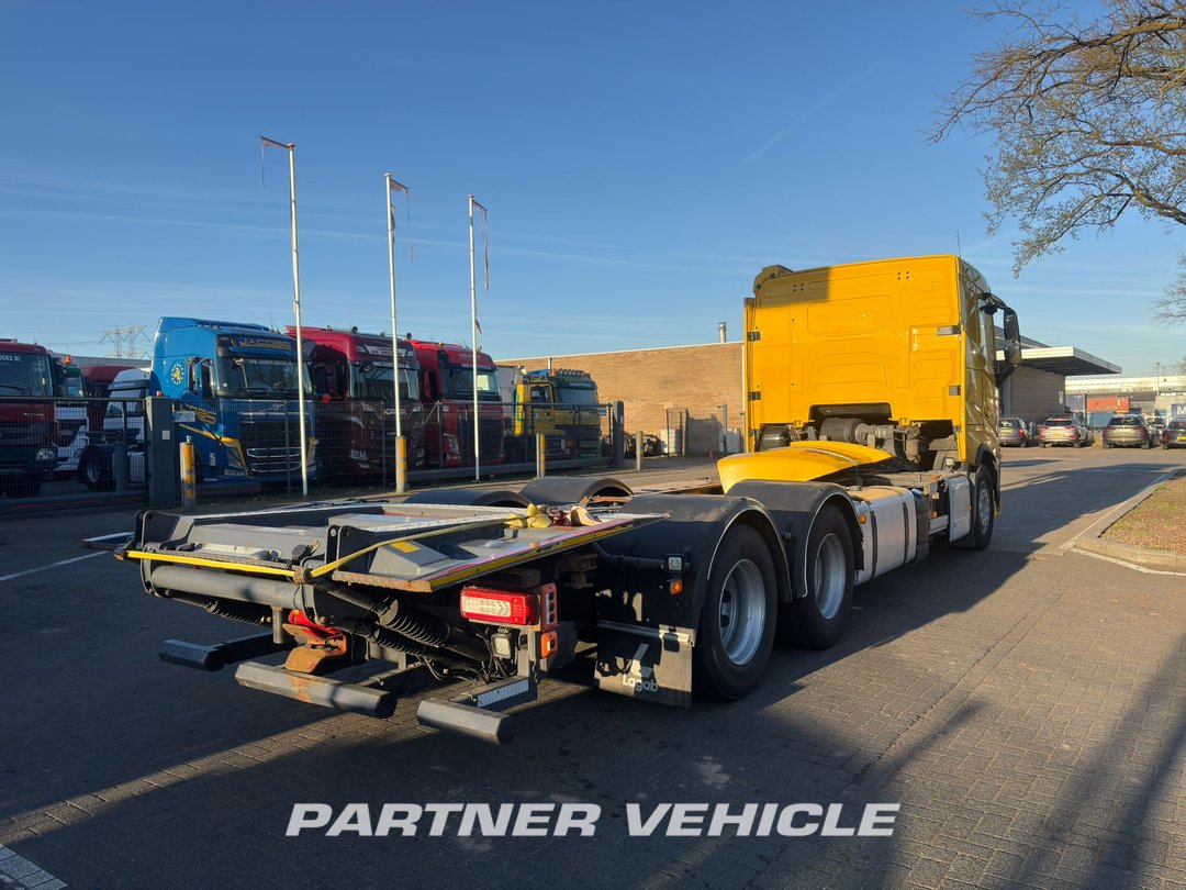 frontLeft : Volvo FH 500 Сменни каросерии камиони