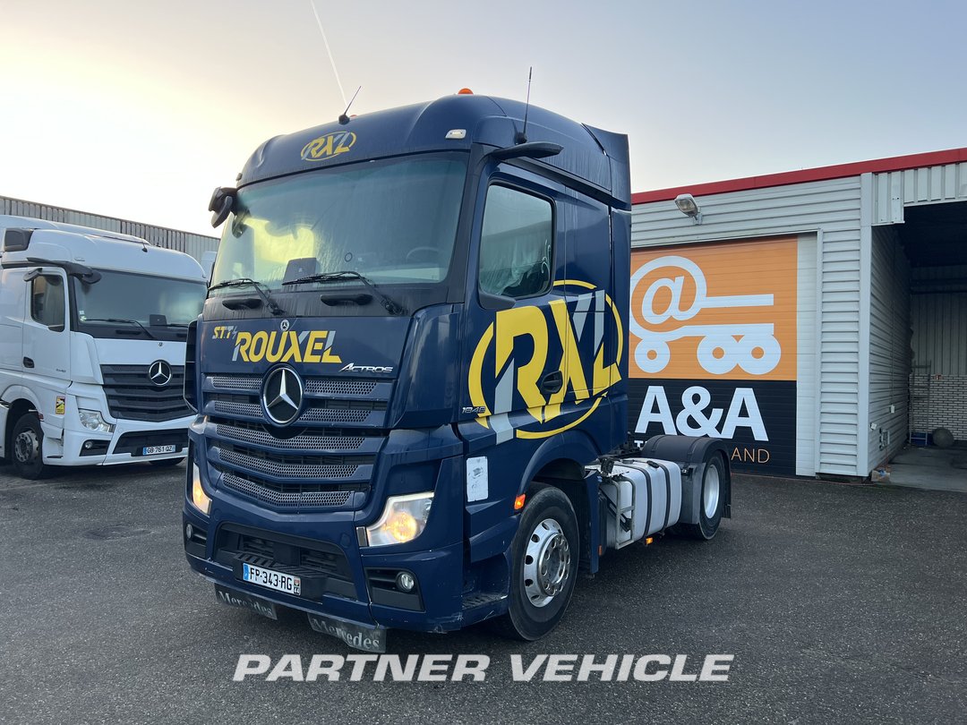 Mercedes Actros 1848 4X2 Тягач