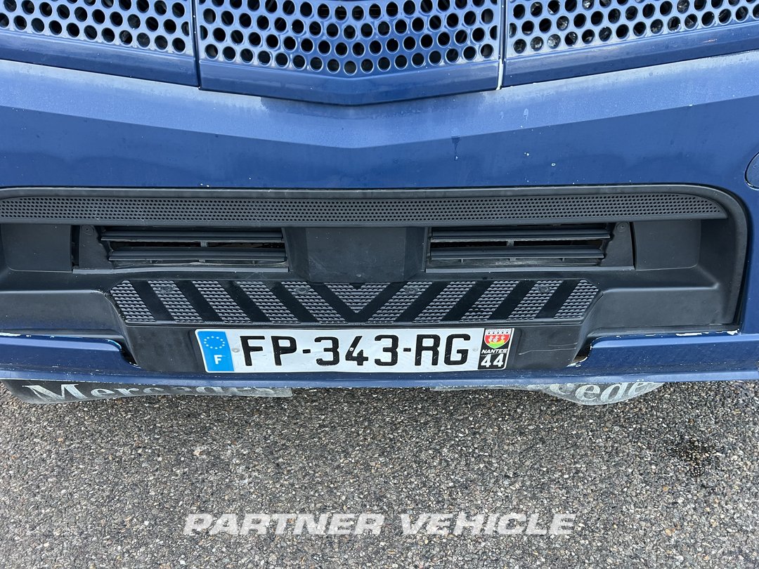frontLeft : Mercedes Actros 1848 Cap tractor