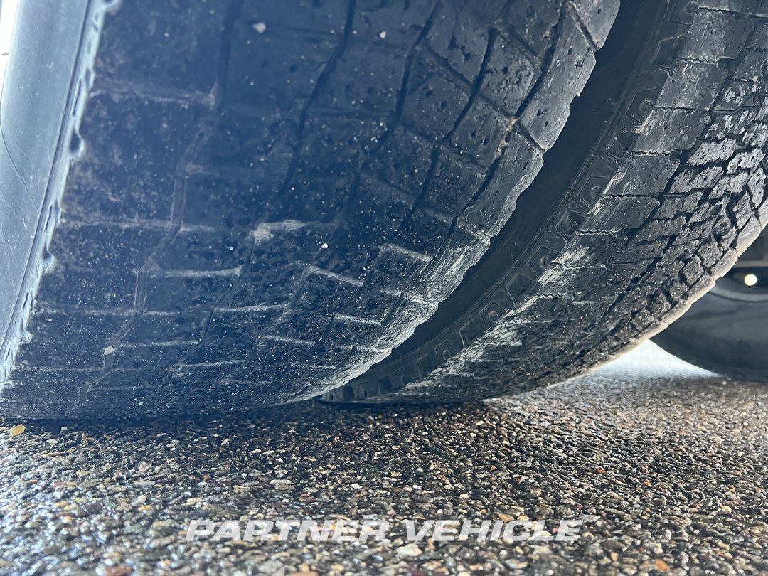 frontLeft : Mercedes Actros 1848 Cap tractor