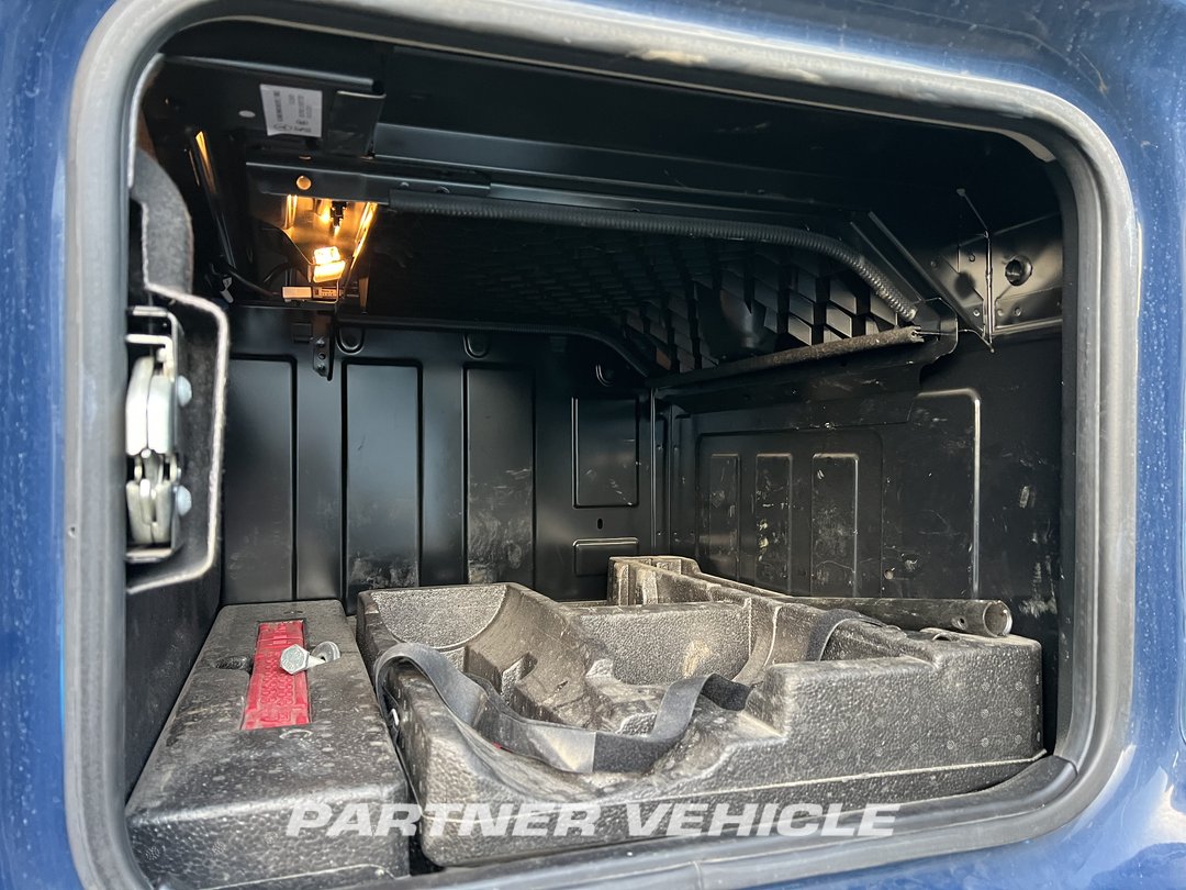 frontLeft : Mercedes Actros 1848 Cap tractor