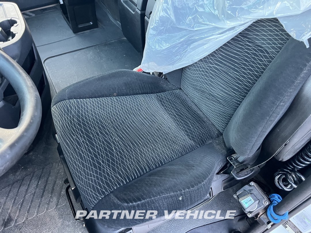 frontLeft : Mercedes Actros 1848 Cap tractor