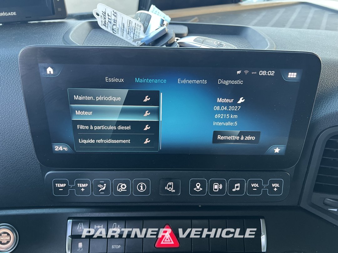 frontLeft : Mercedes Actros 1848 Cap tractor