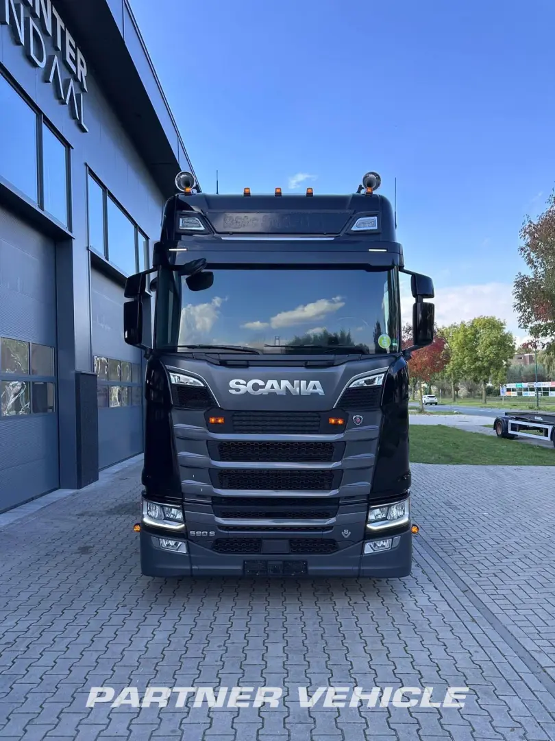 frontLeft : Scania S590 NGS Tracteur routier