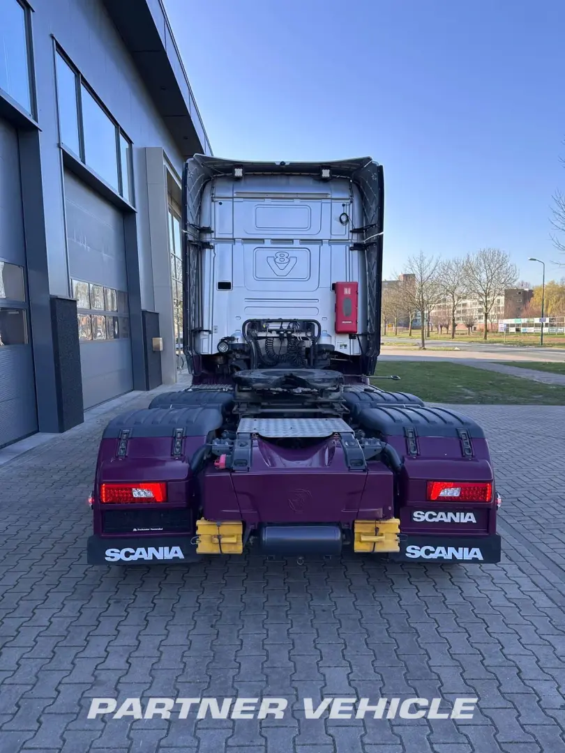 frontLeft : Scania R580 V8 Trækker