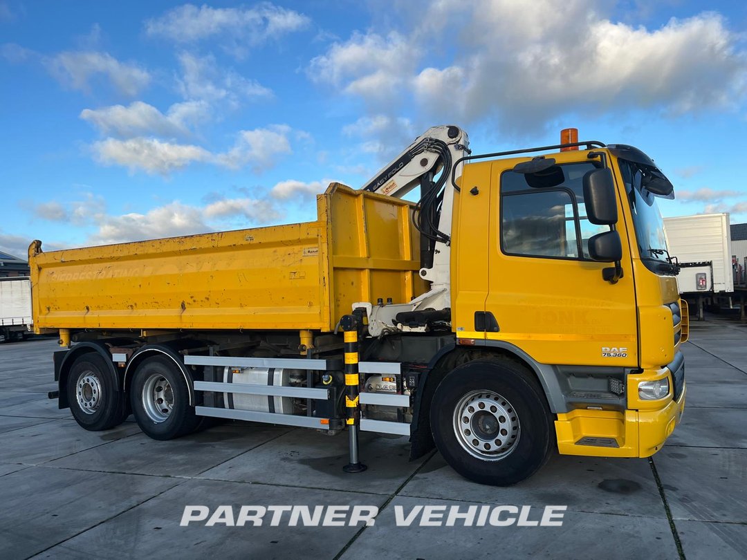 frontLeft : DAF CF75.360 Planbiler