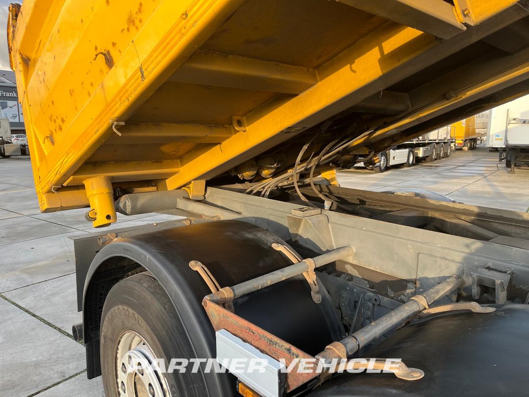 frontLeft : DAF CF75.360 Planbiler
