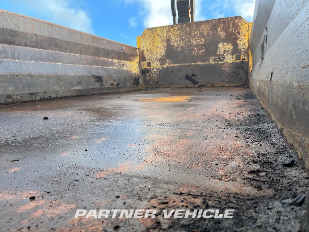 frontLeft : DAF CF75.360 Planbiler