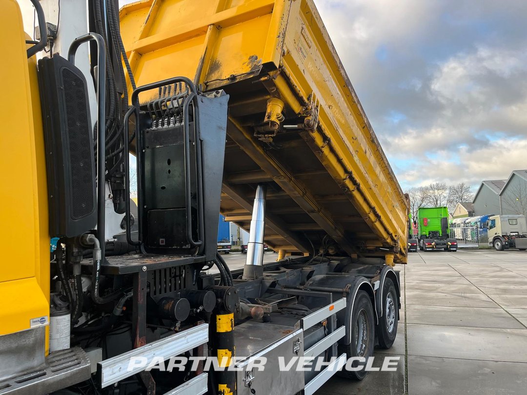 frontLeft : DAF CF75.360 Planbiler
