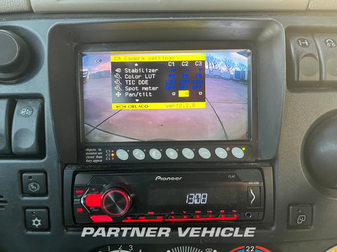 frontLeft : DAF CF75.360 Planbiler