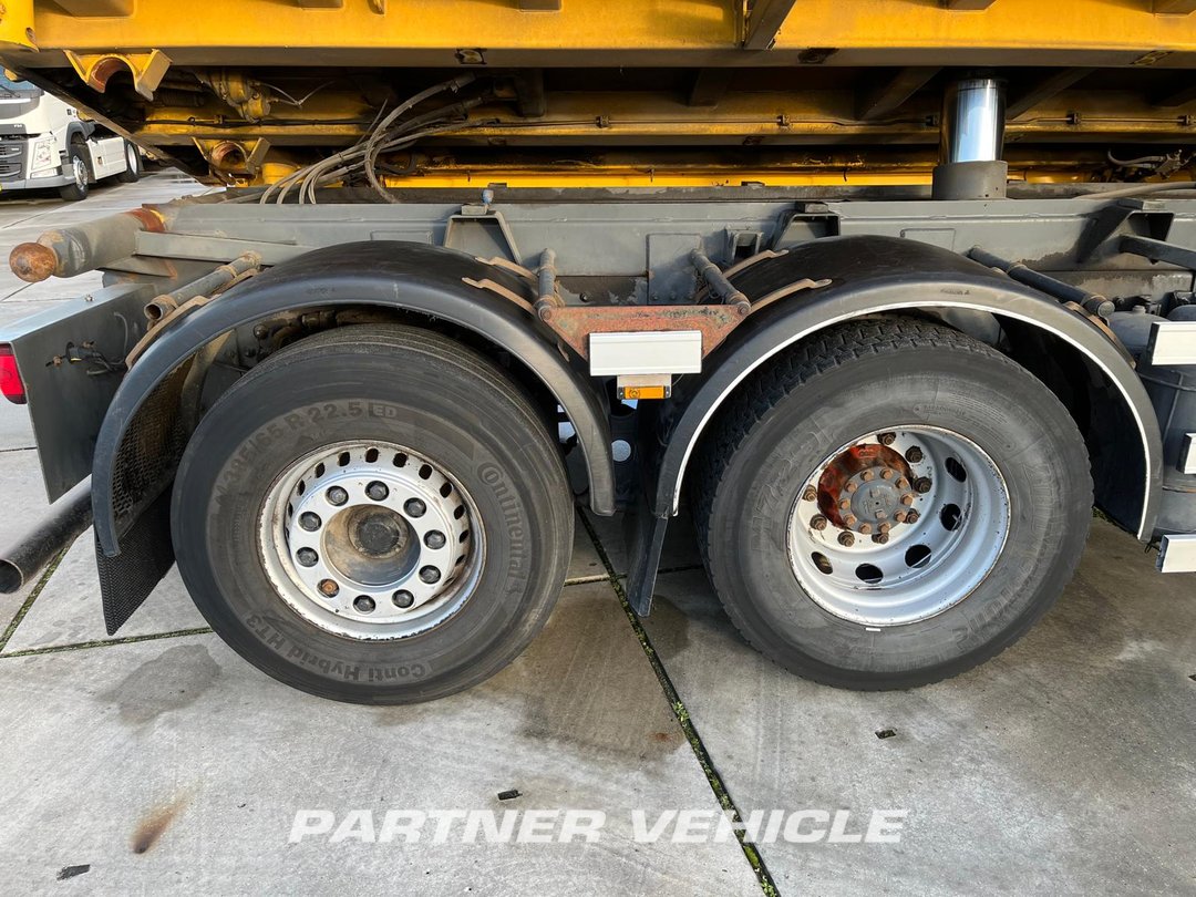 frontLeft : DAF CF75.360 Planbiler