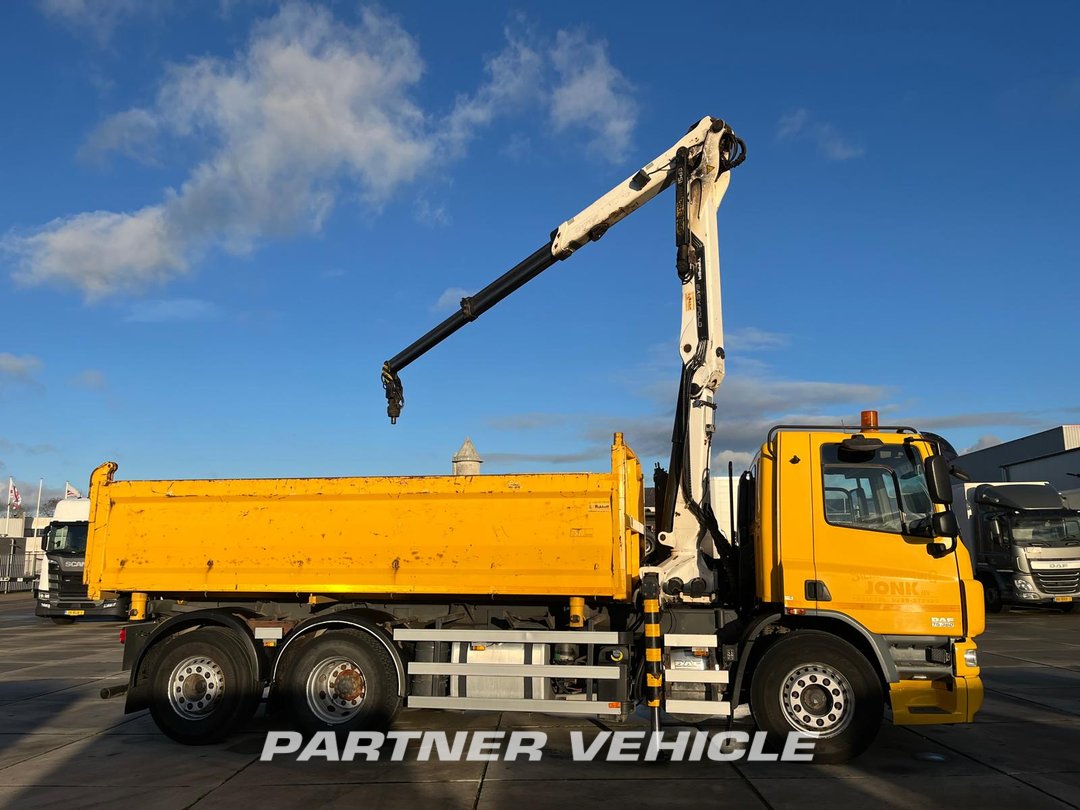 frontLeft : DAF CF75.360 Planbiler