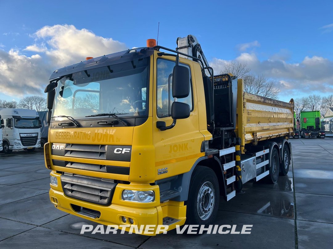 frontLeft : DAF CF75.360 Planbiler