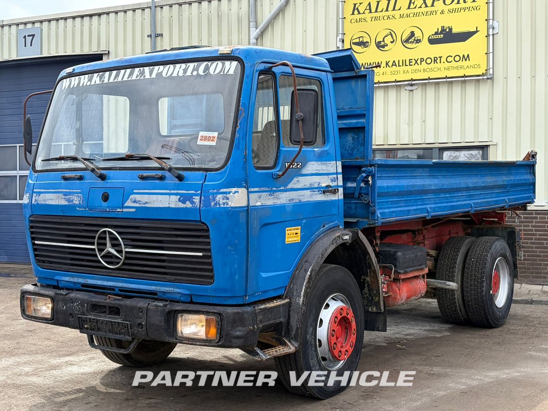 frontLeft : Mercedes 1922 Camion ribaltabile