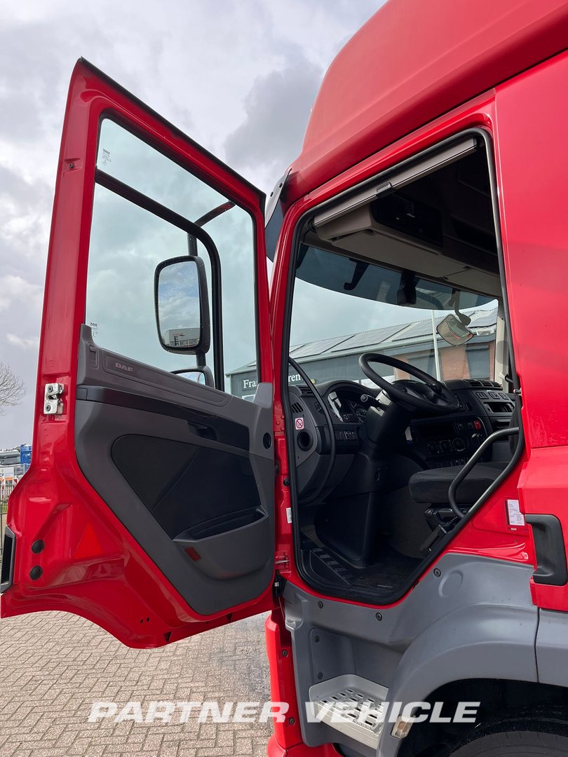 frontLeft : DAF CF 440 Тягач
