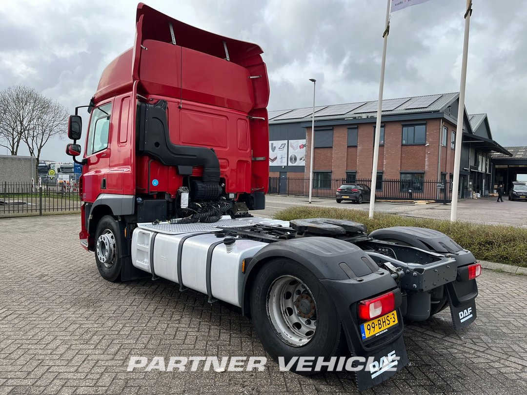 frontLeft : DAF CF 440 Тягач