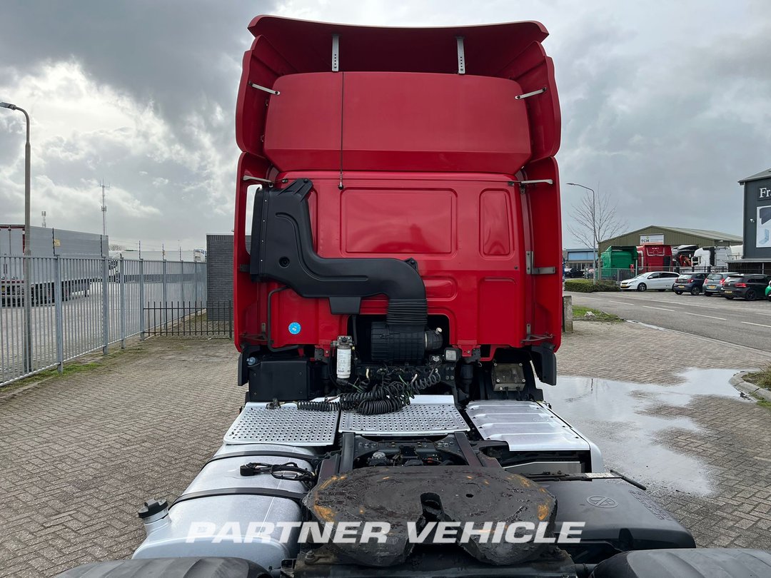 frontLeft : DAF CF 440 Тягач