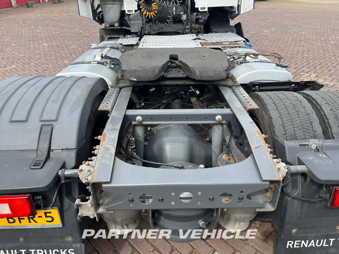 frontLeft : Renault T 430 Trækker